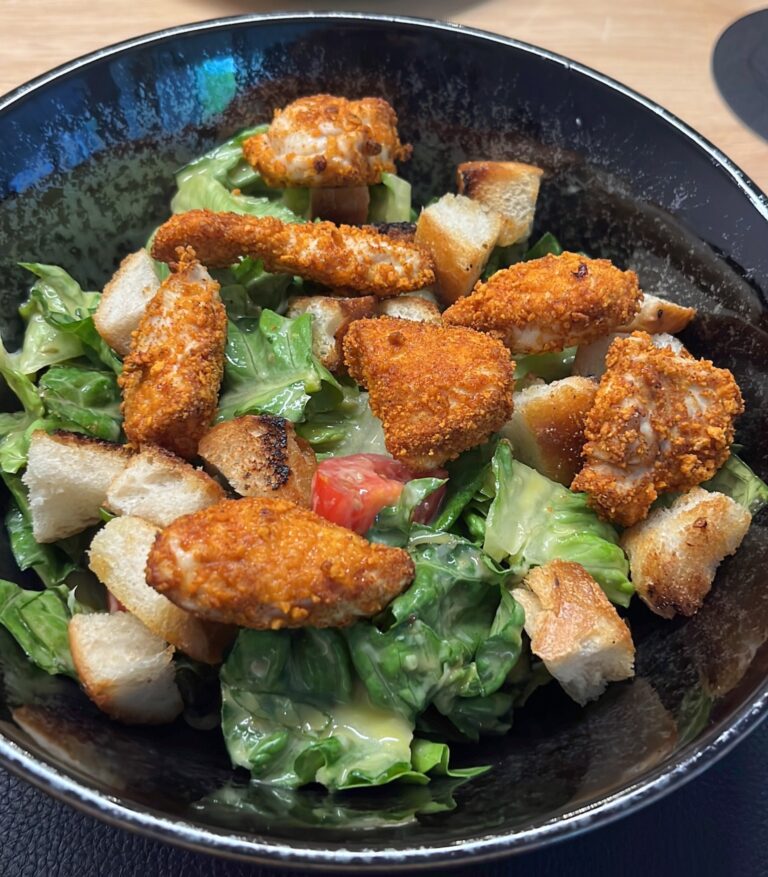 Caesar Salad mit klassischem Dressing